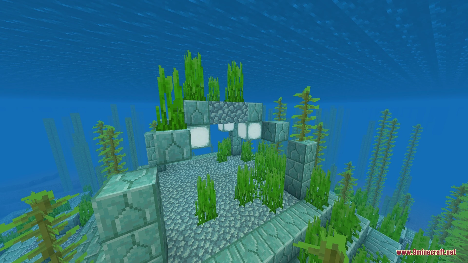 Foxay Shader (26.x) – Aurora Night Skies and Glowing Ores for Bedrock Screenshot 11 Foxay Shader (26.x) – Aurora Night Skies and Glowing Ores for Bedrock Screenshot 11